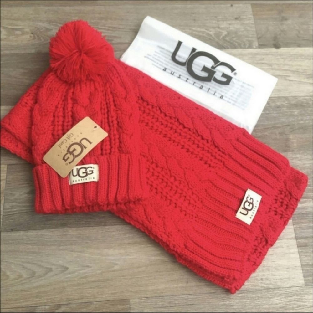 UGG Winter Set Hat Scarf New With Tags Red